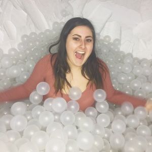 Meet your Posher, Emily